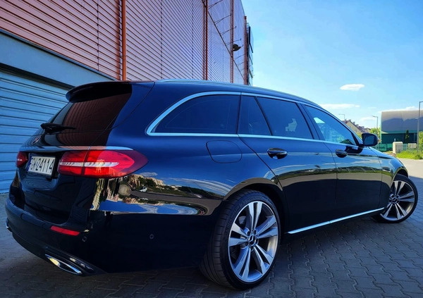 Mercedes-Benz Klasa E cena 84900 przebieg: 270000, rok produkcji 2019 z Nysa małe 232